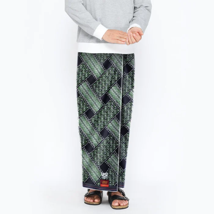 BHS Infinity Gold Sarong - Green Black